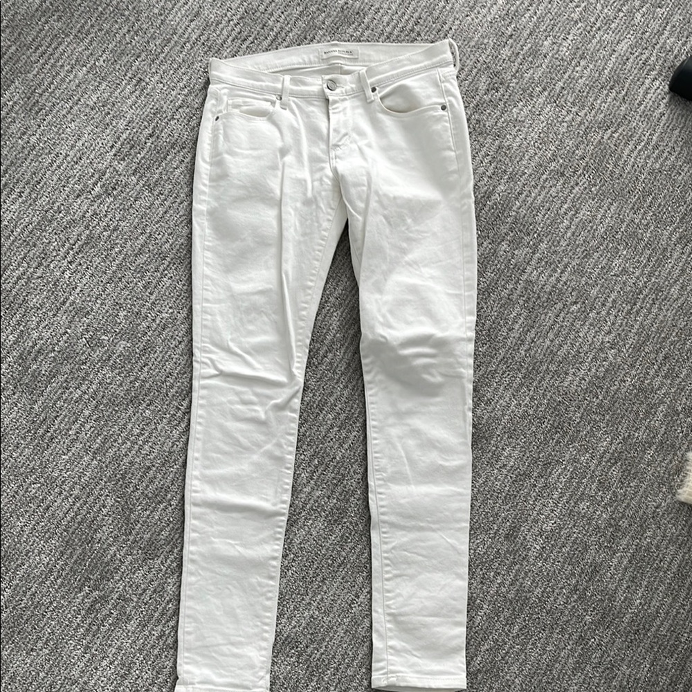 Banana Republic White Skinny Jeans with Slim Fit